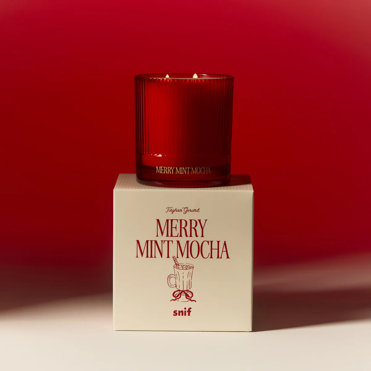 327-merry-mint-mocha-candle-5.webp Merry Mint Mocha Candle