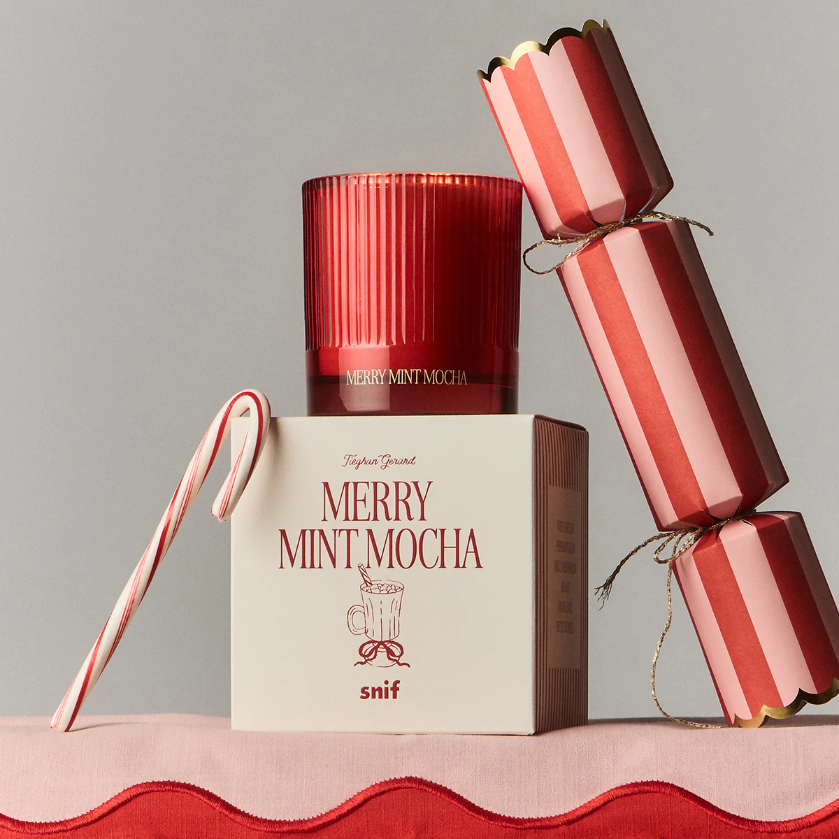 327-merry-mint-mocha-candle-9.webp Merry Mint Mocha Candle